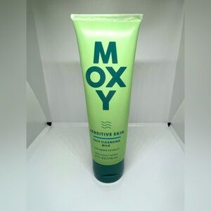 BATH AND BODY WORKS Moxy FACE CLEANSING MILK W/CUCUMBER EXTRACT~118 mL New W|O B